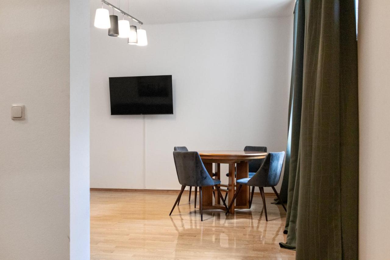 Welcoming 3Br Budget Apt. Well Connected Vienna Exterior photo